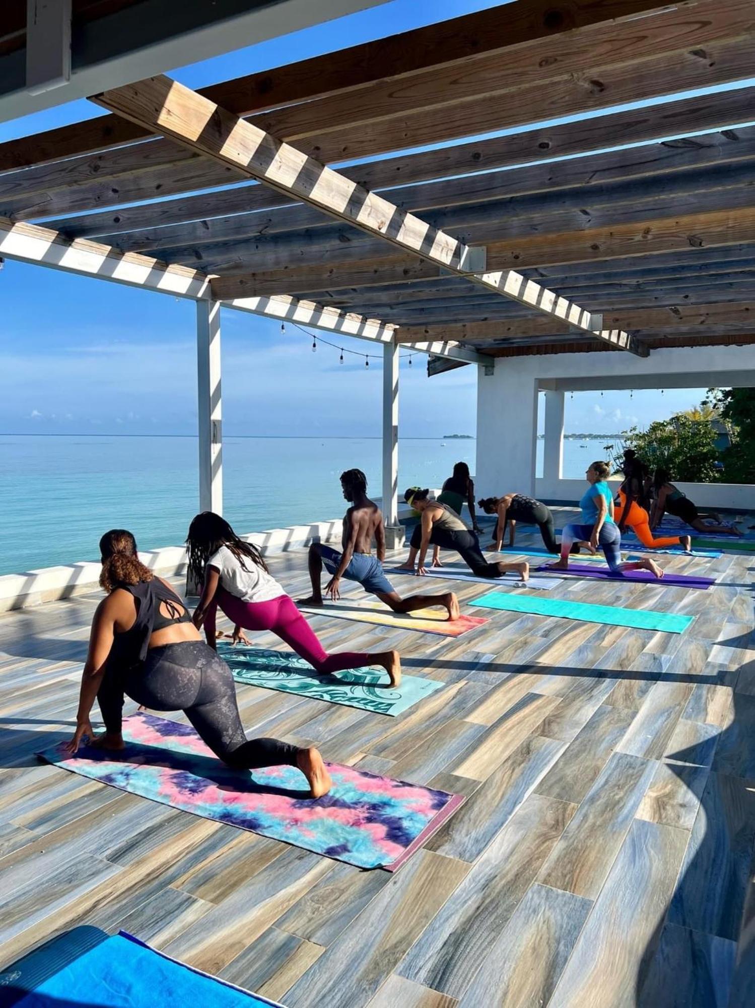 Blue Skies Beach Resort Negril Exterior photo
